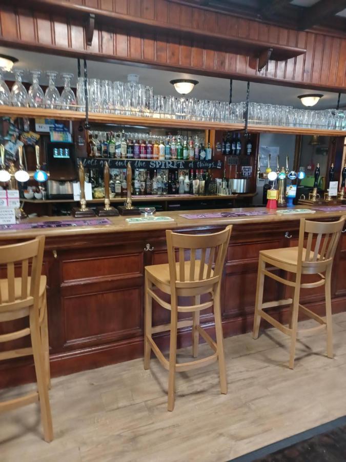 Twa Dogs Inn Keswick  Exterior photo