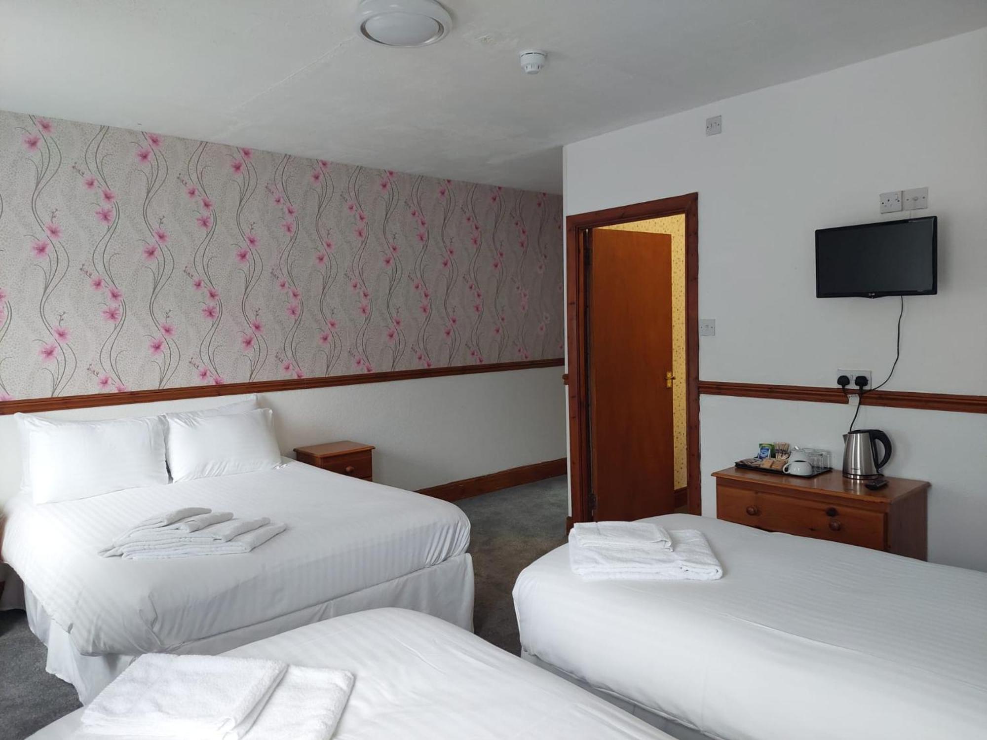 Twa Dogs Inn Keswick  Room photo